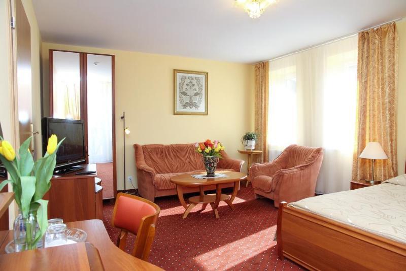 Old Morena Hotel Klaipėda Buitenkant foto